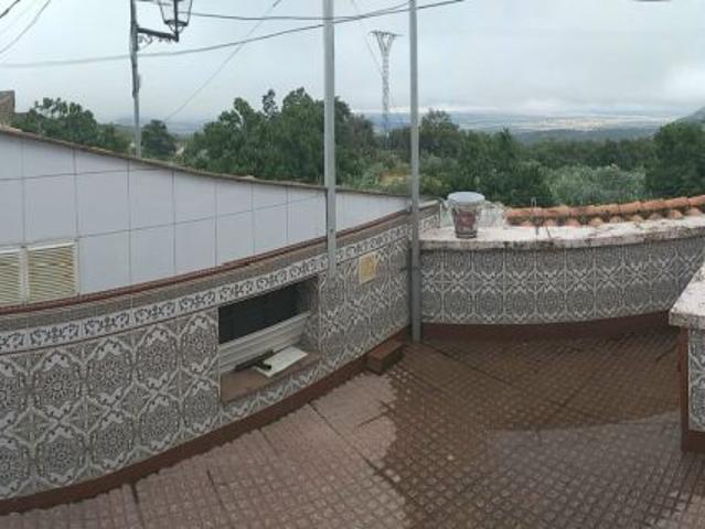 Casa en venta en Montánchez, Extremadura