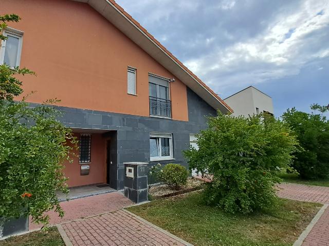 Casa en alquiler en Iruñerria, Navarra