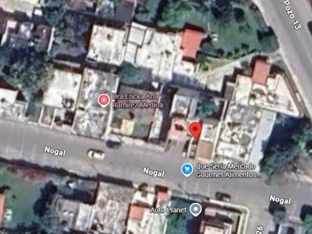 CASA EN NOGAL EN POZA RICA CON UN LOCAL COMERCIAL EN VENTA HIPOTECARIA