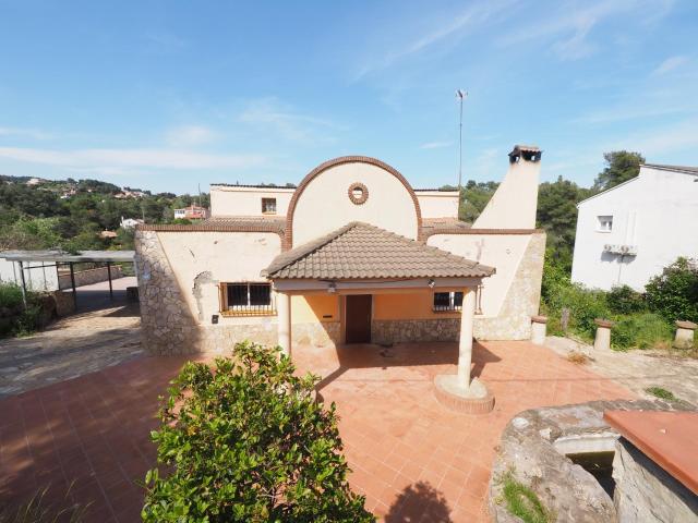 Casa en venta en Olesa De Bonesvalls, Ca n'Olivella