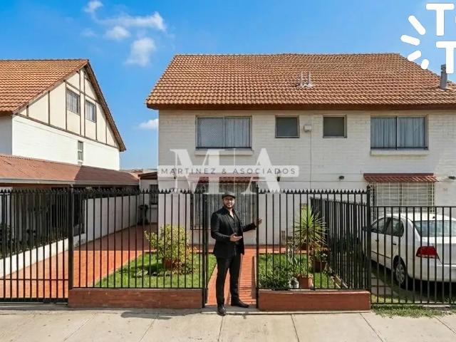 Casa en arriendo en Padre Hurtado, Metropolitana