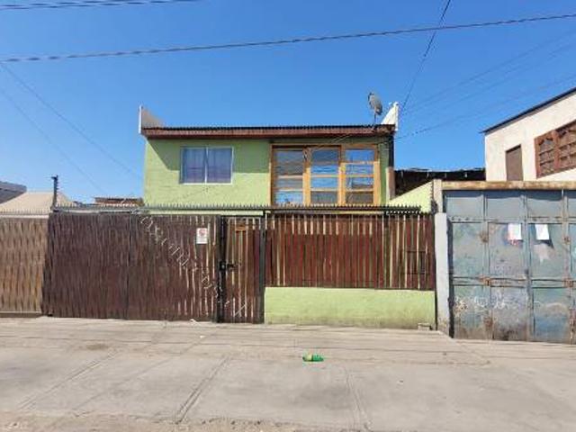 Casa en arriendo en Alto Hospicio, Tarapacá