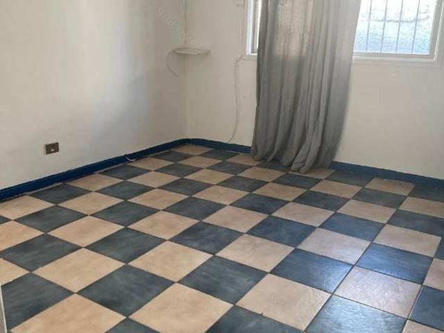 Casa en arriendo en La Cisterna, Metropolitana