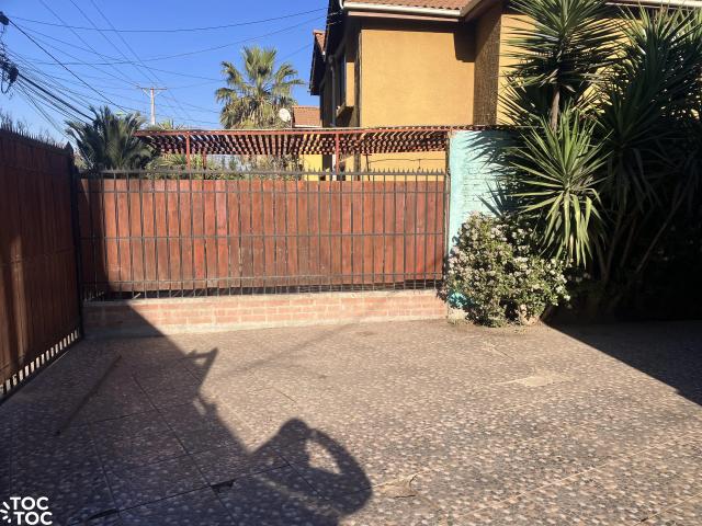 Casa en arriendo en Peñaflor, Metropolitana