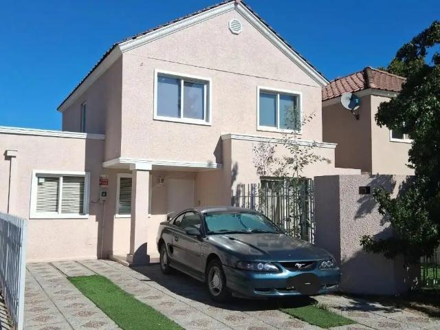 Casa en arriendo en Peñaflor, Metropolitana