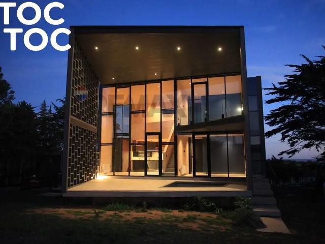 Casa en arriendo en Pichilemu, Libertador General Bernardo O'higgins