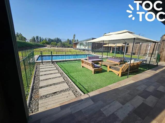 Casa en arriendo en Pirque, Metropolitana