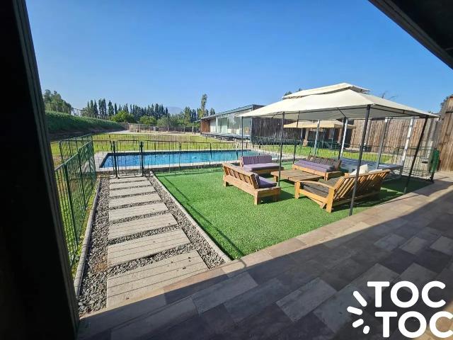 Casa en arriendo en Pirque, Metropolitana