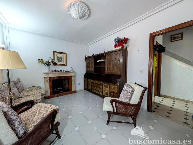 Chalet en venta en Linares, Andalucía