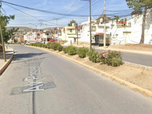 CASA EN PRIVADA BAJAURI 49, URBI VILLA DEL REY, HUEHUETOCA. AH