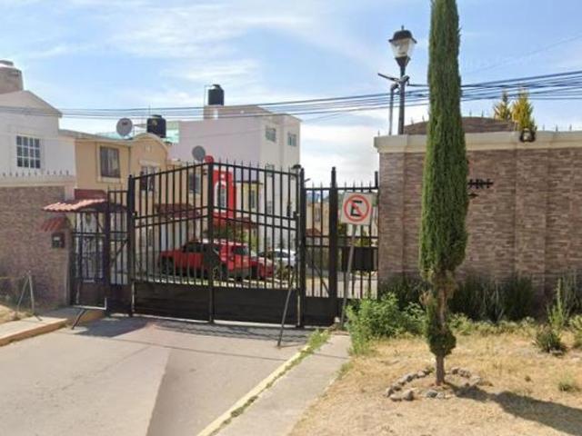 CASA EN PRIVADA BAJAURI 49, URBI VILLA DEL REY, HUEHUETOCA. AH