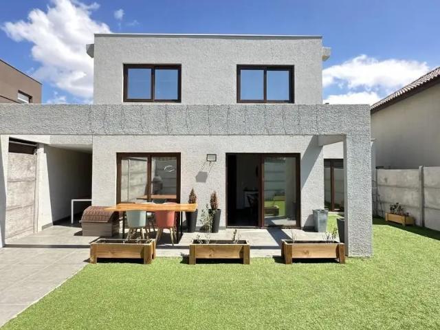 Casa en arriendo en Pudahuel, Metropolitana