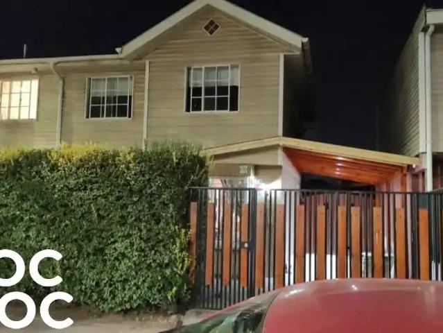 Casa en arriendo en Barrio Portugal, Provincia de Cordillera