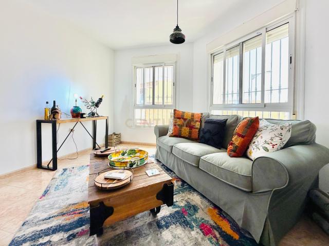 Casa en venta en Puente del Río, Adra