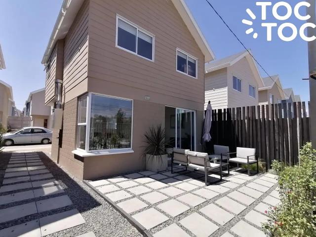 Casa en arriendo en Condominio Terrazas del Sol IV, Quilpué