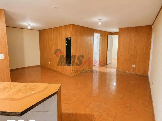 Casa en arriendo en Quinta Normal, Provincia de Santiago