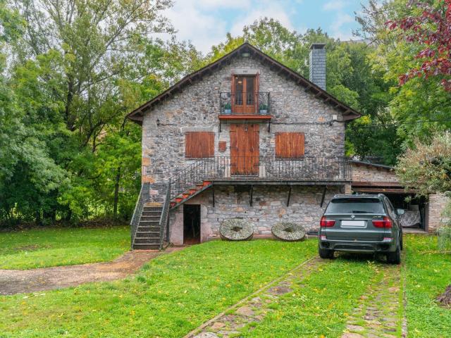 Casa en venta en Cabrillanes, Castilla y León