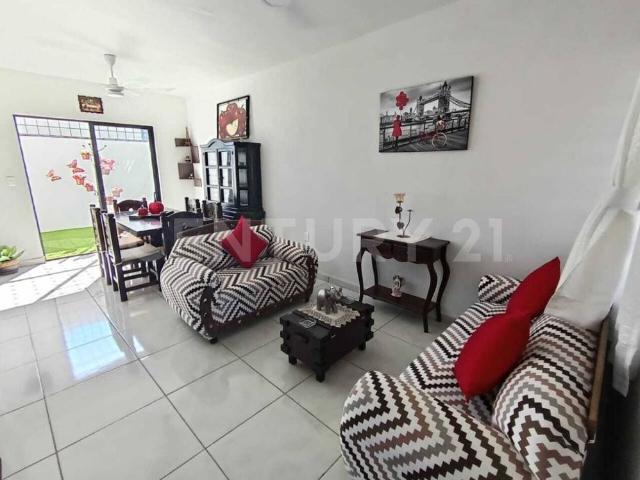 Casa en renta en Villa De Alvarez, Colima