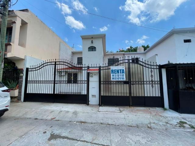 Casa en renta en Fraccionamiento Blancas Mariposas, Centro