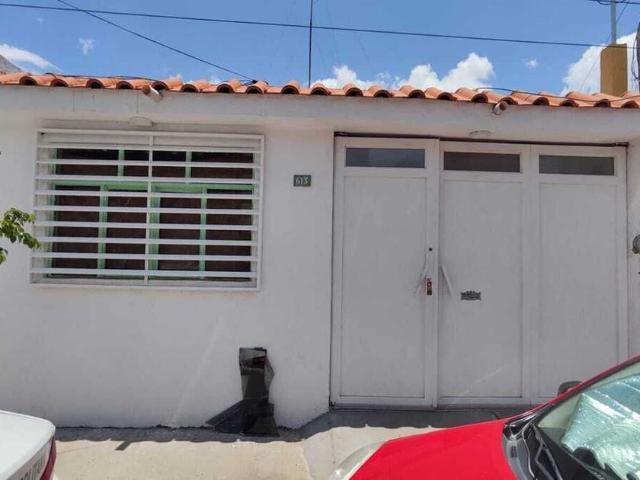 Casa en renta en Colonia Mayamil, San Luis Potosí