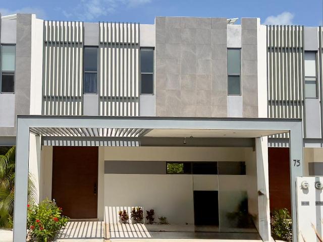 Casa en renta en Ecatepec de Morelos, Acatepec