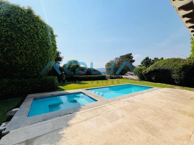 Casa en renta en Valle De Bravo, Estado de México