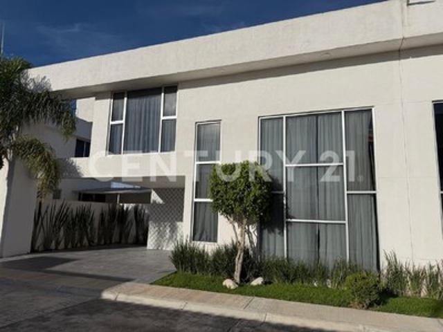 Casa en renta en Santa Ana Chiautempan, Chiautempan