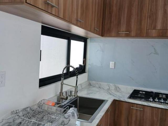 Casa en RENTA CIUDAD MADERAS