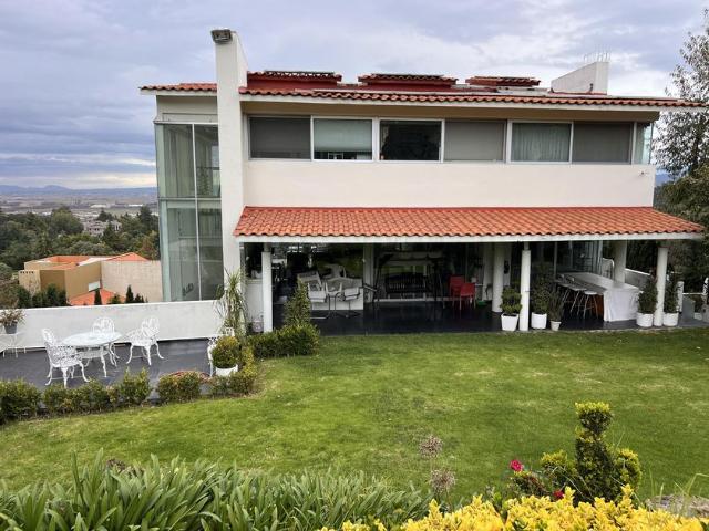 Casa en renta en Colonia Juárez, Fraccionamiento y Club de Golf los Encinos