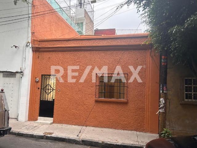 Casa en renta en Santa María Nativitas Tepetlaltzinco, Ciudad de México