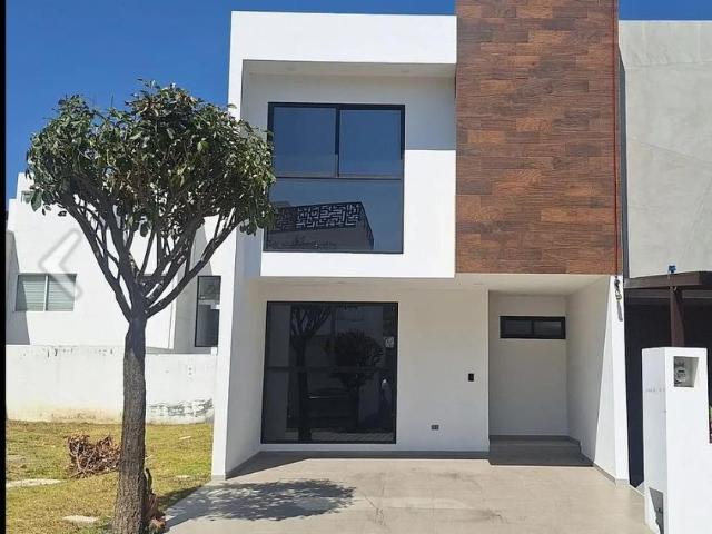 Casa en renta en Juan C. Bonilla, Puebla