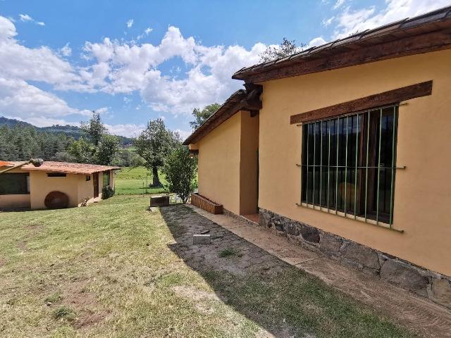 Casa en renta en Valle De Bravo, Estado de México