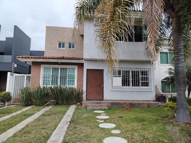 Casa en renta en Tlajomulco De Zúñiga, Jalisco