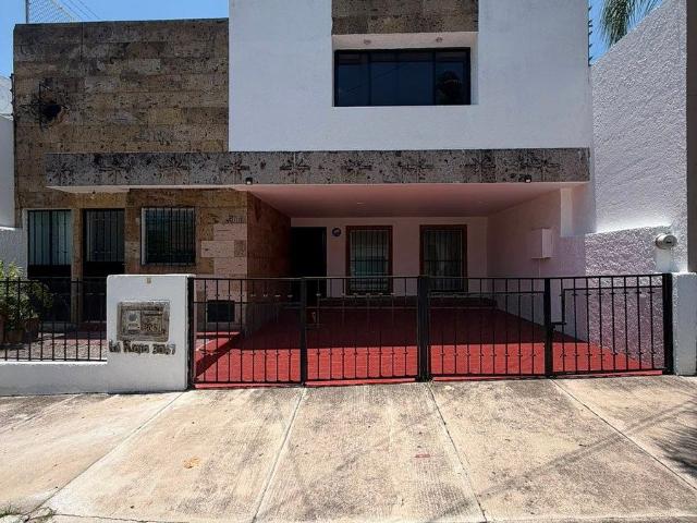 Casa en renta en Colomos Providencia, Guadalajara