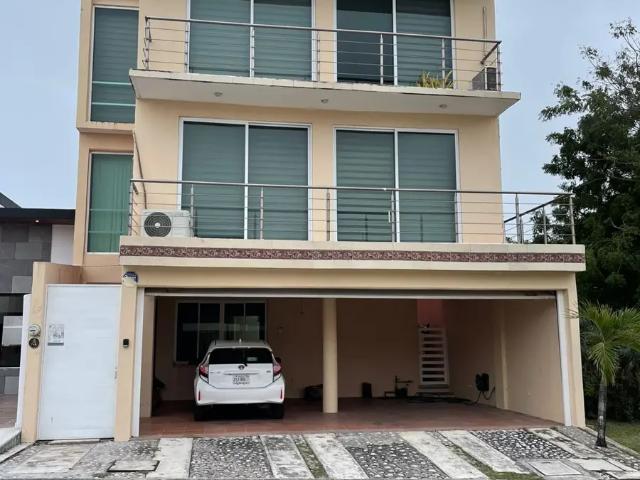 Casa en renta en Alvarado