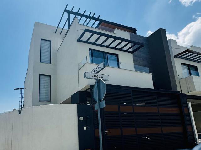 Casa en renta en García, Nuevo León