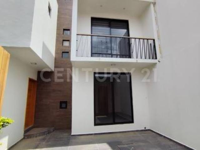 Casa en renta en San Agustín Yatareni