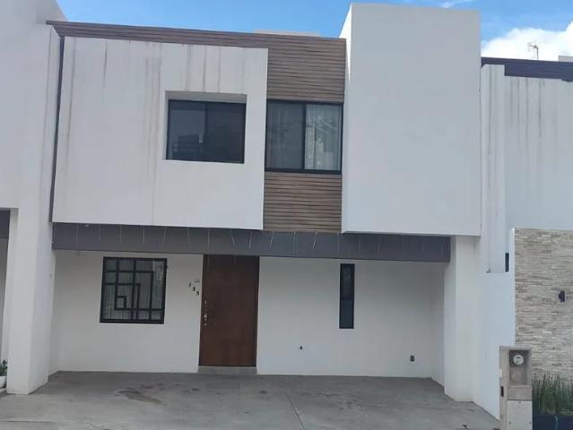 Casa en renta en Mexquitic De Carmona, San Luis Potosí