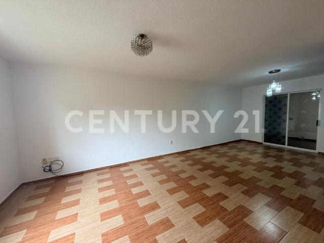 Casa en renta en Col. Atlanta, Cuautitlán Izcalli
