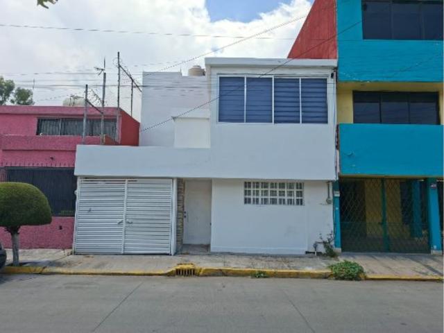 Casa en renta en Tlalnepantla De Baz, Estado de México
