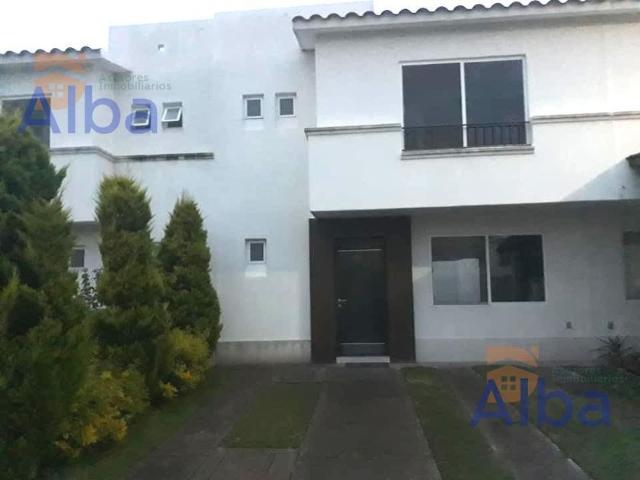 Casa en renta en Tierra Verde, Maravillas
