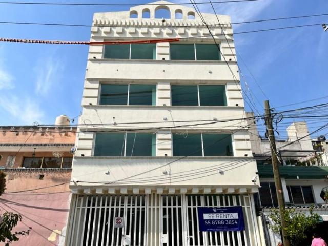 Casa en renta en Tlalnepantla De Baz, Estado de México