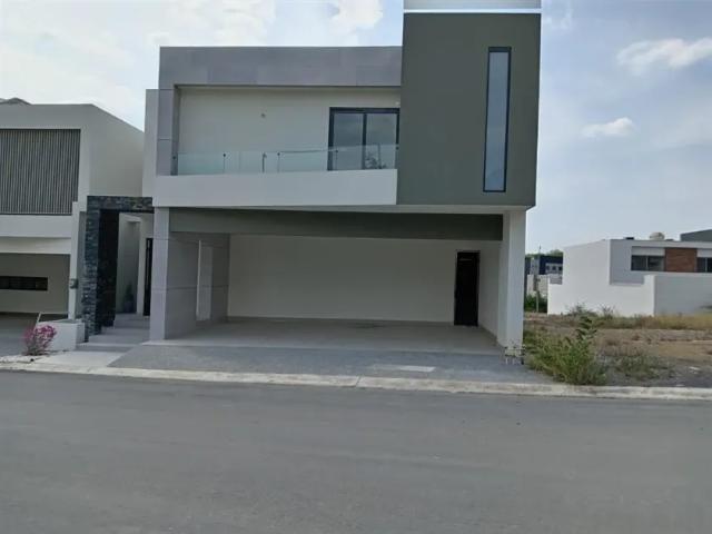 Casa en renta en El Yerbaniz, Santiago