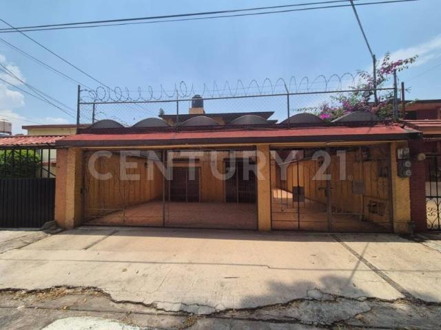 Casa en renta en Tlalnepantla De Baz, Estado de México