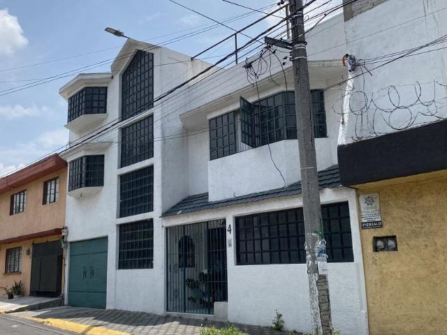 Casa en renta en Tlalnepantla De Baz, Estado de México