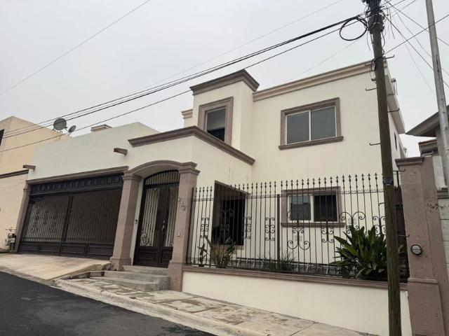 Casa en renta en Cumbres, Monterrey