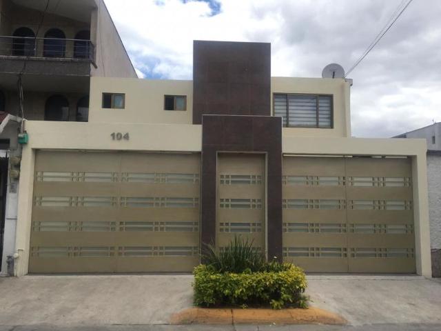 Casa en renta en Tlalnepantla De Baz, Estado de México