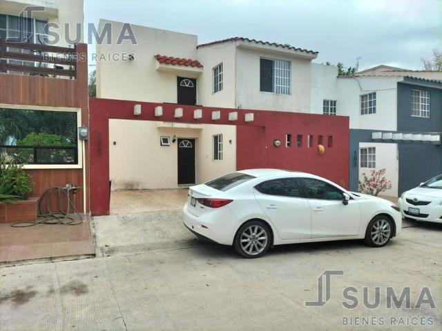 Casa en renta en CONJUNTO HABITACIONAL VILLAS NAUTICO, Miramar