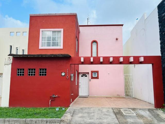 Casa en renta en CONJUNTO HABITACIONAL VILLAS NAUTICO, Miramar