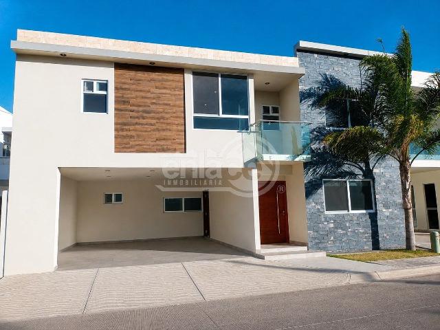 Casa en renta en Residencial Los Pinos, Durango